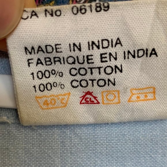 Vintage button down, medium - Picture 4 of 4